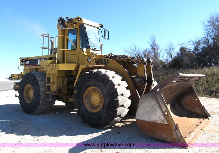image for item B2113 1992 Caterpillar 980F wheel loader