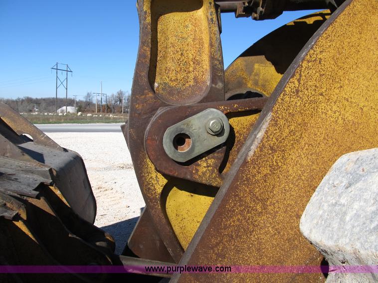 image for item B2113 1992 Caterpillar 980F wheel loader