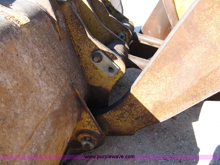 image for item B2113 1992 Caterpillar 980F wheel loader