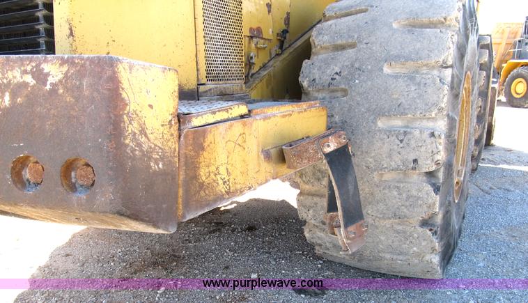 image for item B2113 1992 Caterpillar 980F wheel loader