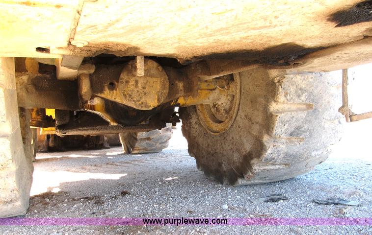 image for item B2113 1992 Caterpillar 980F wheel loader