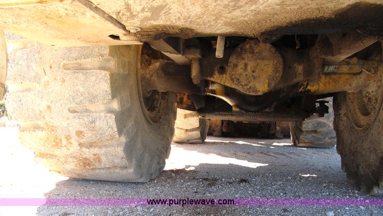 image for item B2113 1992 Caterpillar 980F wheel loader