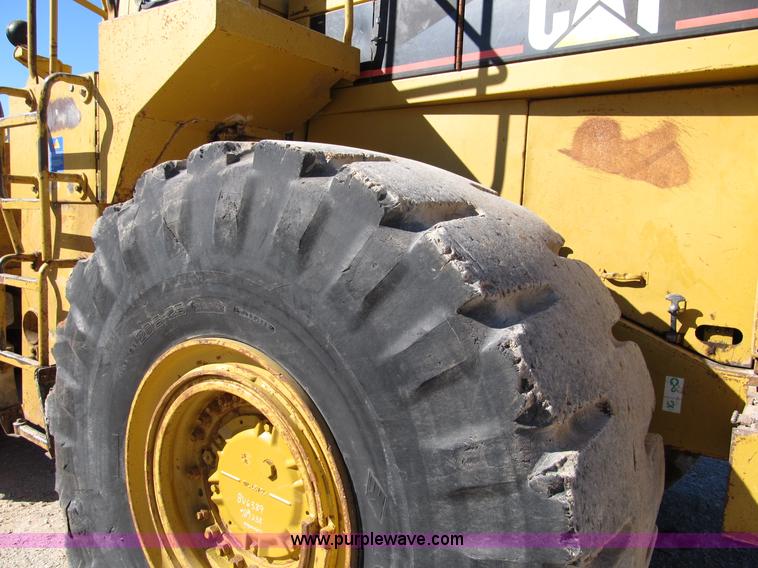 image for item B2113 1992 Caterpillar 980F wheel loader
