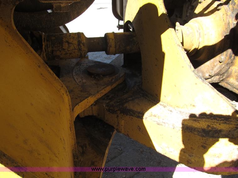 image for item B2113 1992 Caterpillar 980F wheel loader