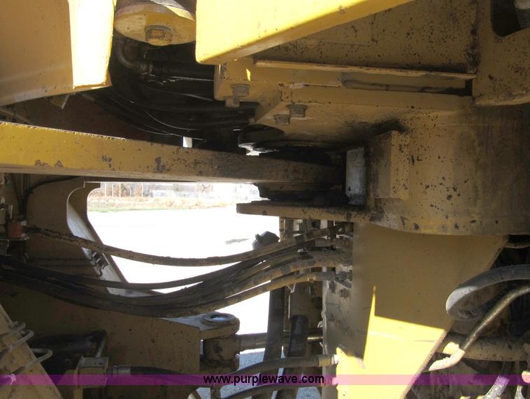 image for item B2113 1992 Caterpillar 980F wheel loader