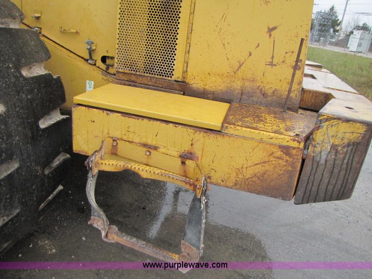 image for item B2113 1992 Caterpillar 980F wheel loader