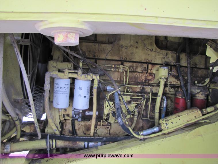 image for item B2114 1993 Euclid R35 off road end dump truck