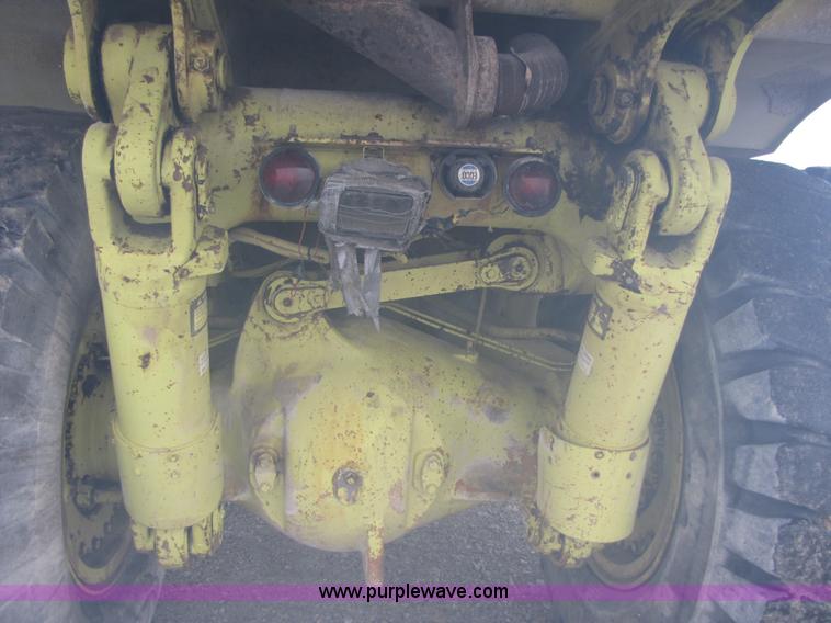 image for item B2114 1993 Euclid R35 off road end dump truck