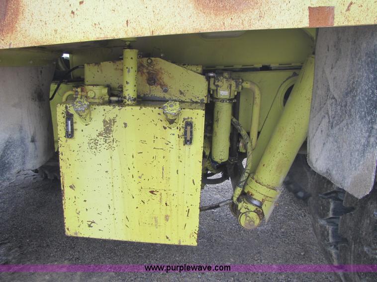 image for item B2114 1993 Euclid R35 off road end dump truck