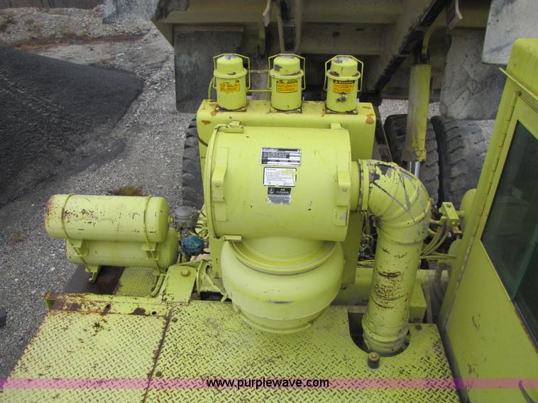 image for item B2114 1993 Euclid R35 off road end dump truck