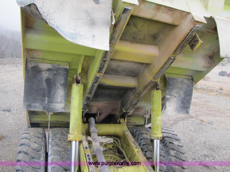 image for item B2115 1993 Euclid R35 off road end dump truck