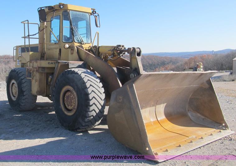 image for item B2116 1985 Caterpillar 966D wheel loader