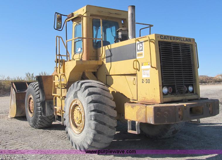 image for item B2116 1985 Caterpillar 966D wheel loader