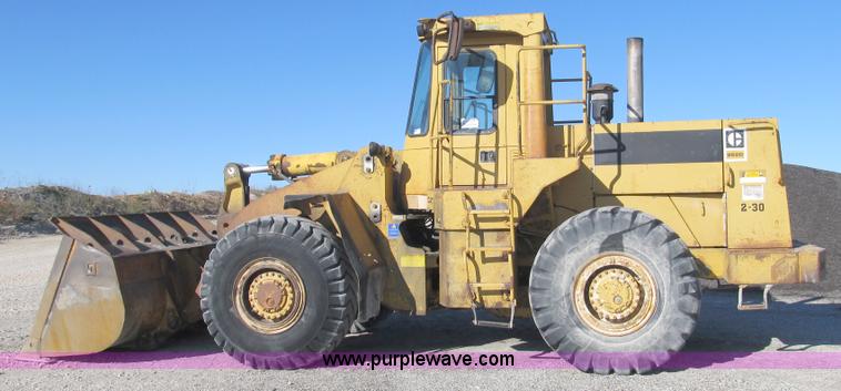 image for item B2116 1985 Caterpillar 966D wheel loader