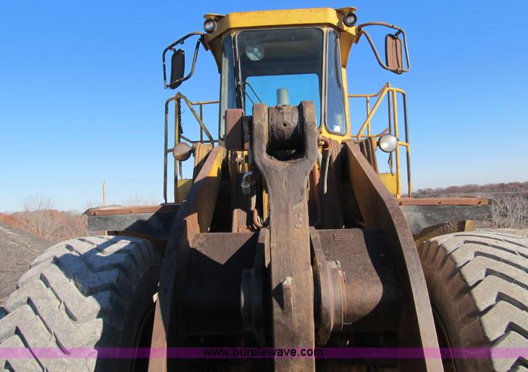image for item B2116 1985 Caterpillar 966D wheel loader