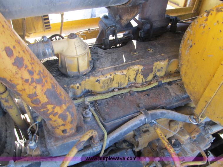 image for item B2116 1985 Caterpillar 966D wheel loader