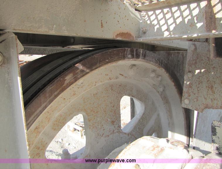 image for item B2137 1995 Cedarapids 3054 portable jaw crusher