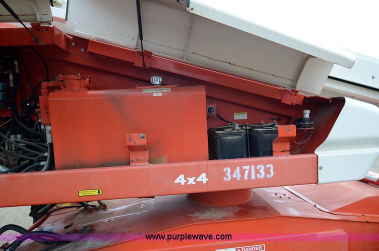 image for item 6064 1999 Snorkel TB-60 boom lift