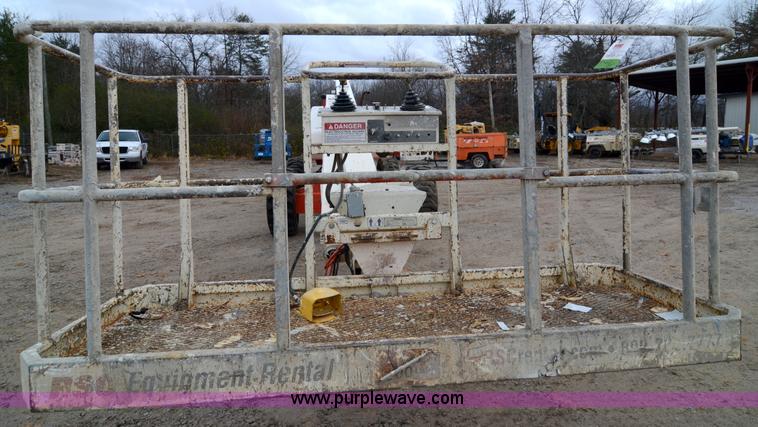 image for item 6064 1999 Snorkel TB-60 boom lift