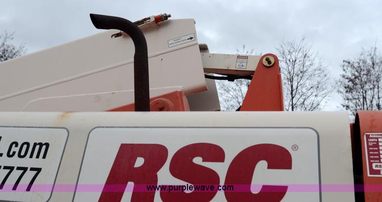 image for item 6064 1999 Snorkel TB-60 boom lift