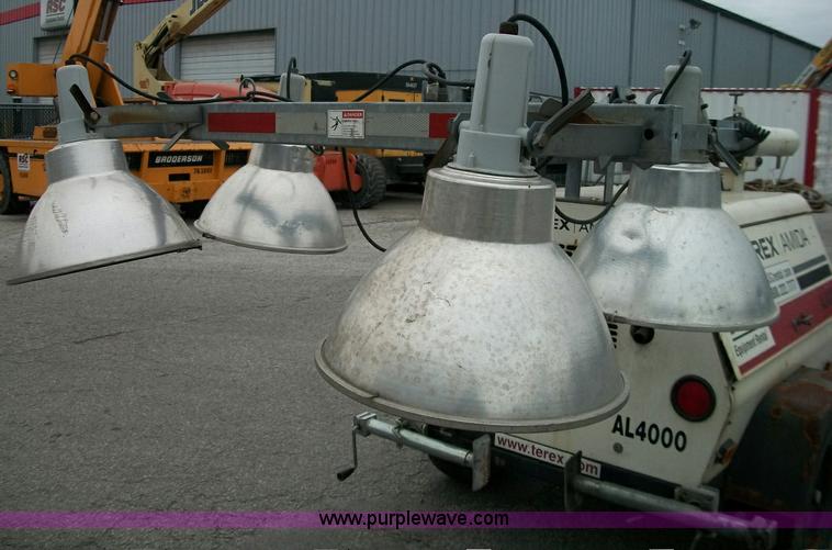 image for item A1721 2005 Amida AL4000 portable light plant