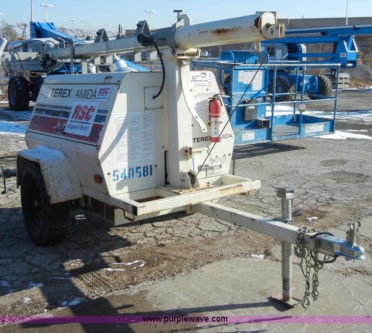 image for item A3370 2005 Terex Amida AL4000 towable light tower