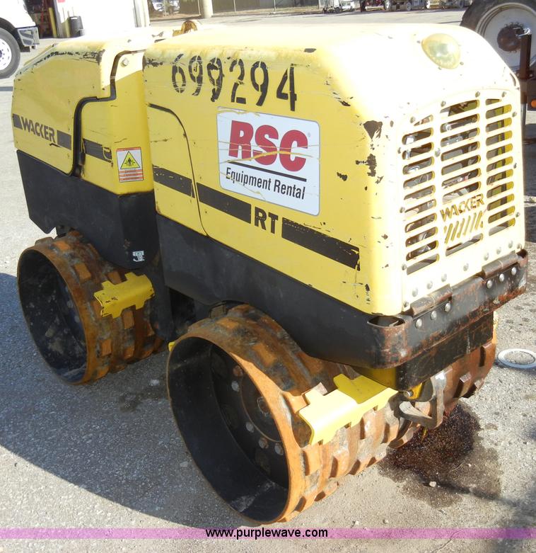 image for item A3373 2007 Wacker padfoot roller/packer