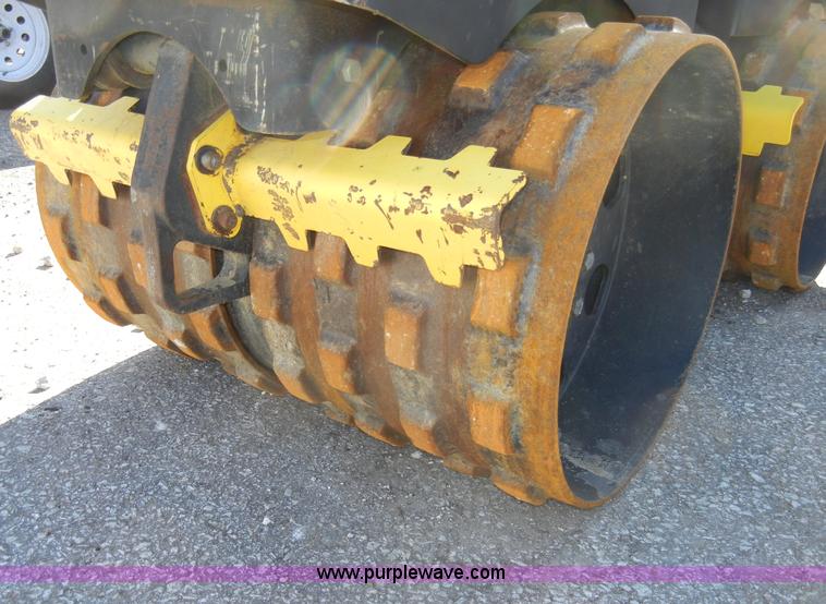 image for item A3373 2007 Wacker padfoot roller/packer