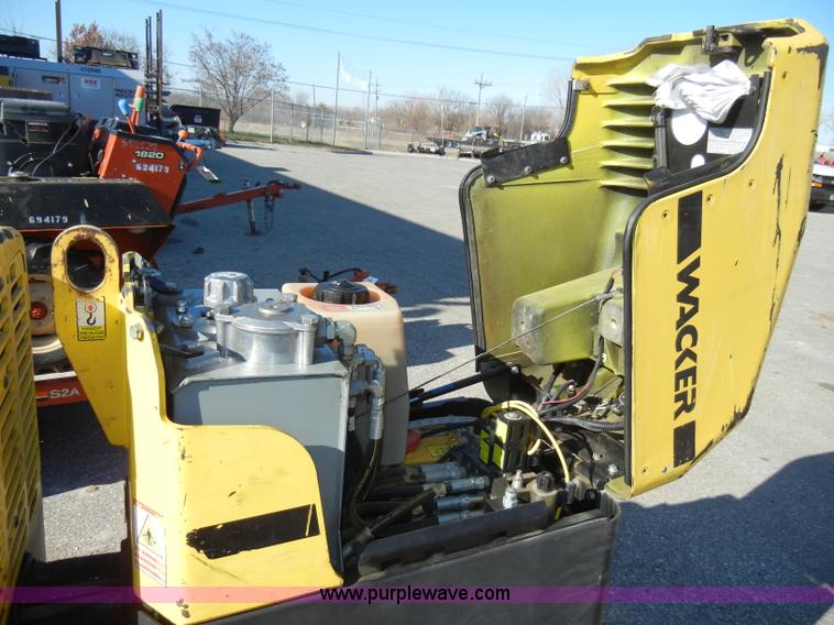 image for item A3373 2007 Wacker padfoot roller/packer