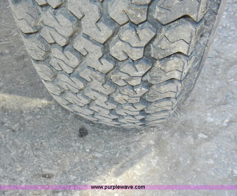 image for item A3374 2006 Terex Amida AL4000 towable light tower