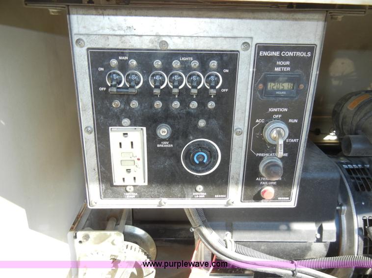 image for item A3374 2006 Terex Amida AL4000 towable light tower