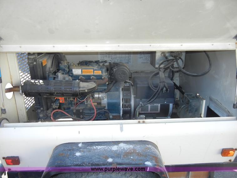 image for item A3374 2006 Terex Amida AL4000 towable light tower