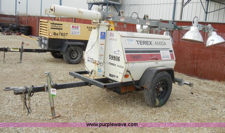 image for item A3377 2005 Terex Amida AL4000 towable light tower