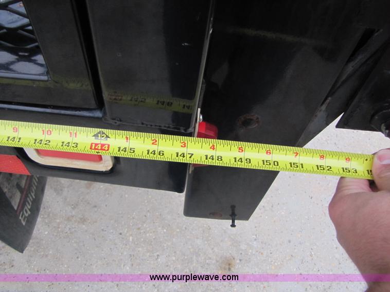 image for item B2149 2007 Ford F450 Super Duty flatbed delivery truck