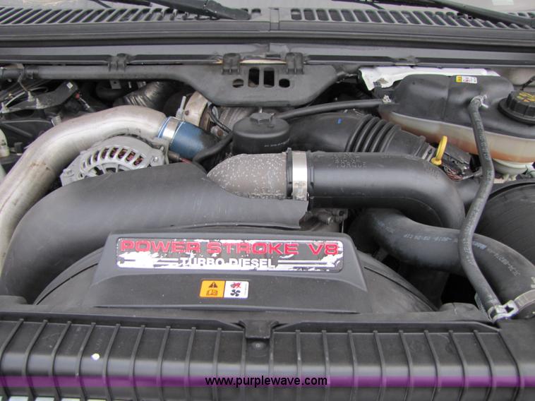 image for item B2149 2007 Ford F450 Super Duty flatbed delivery truck