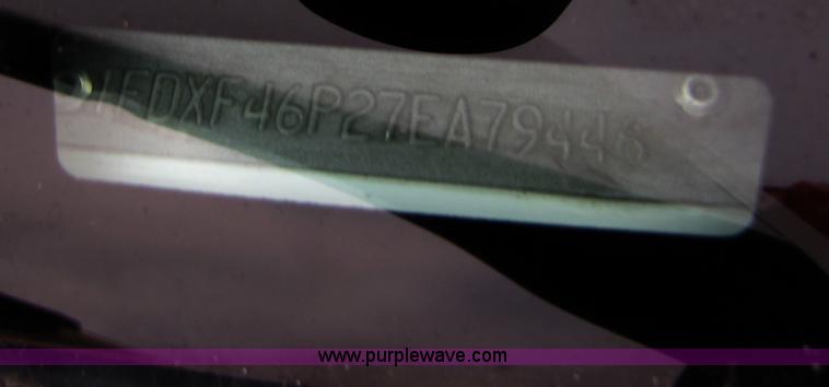 image for item B2149 2007 Ford F450 Super Duty flatbed delivery truck