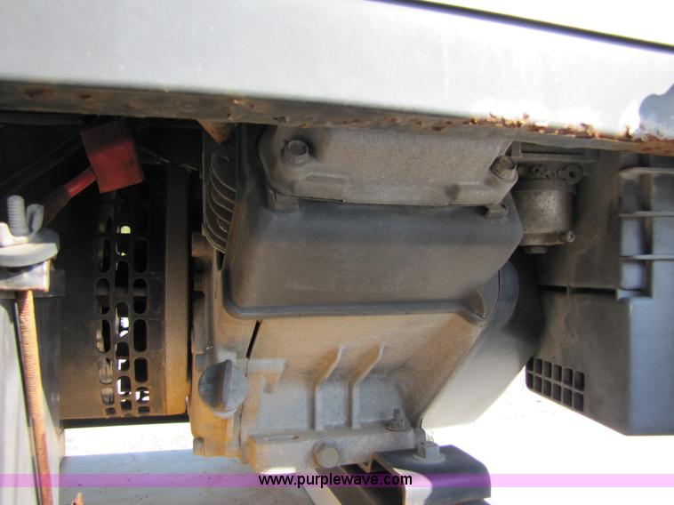 image for item B2150 2006 Ford F350 Super Duty service truck