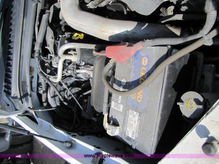 image for item B2150 2006 Ford F350 Super Duty service truck