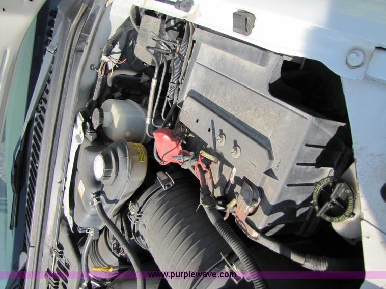 image for item B2150 2006 Ford F350 Super Duty service truck