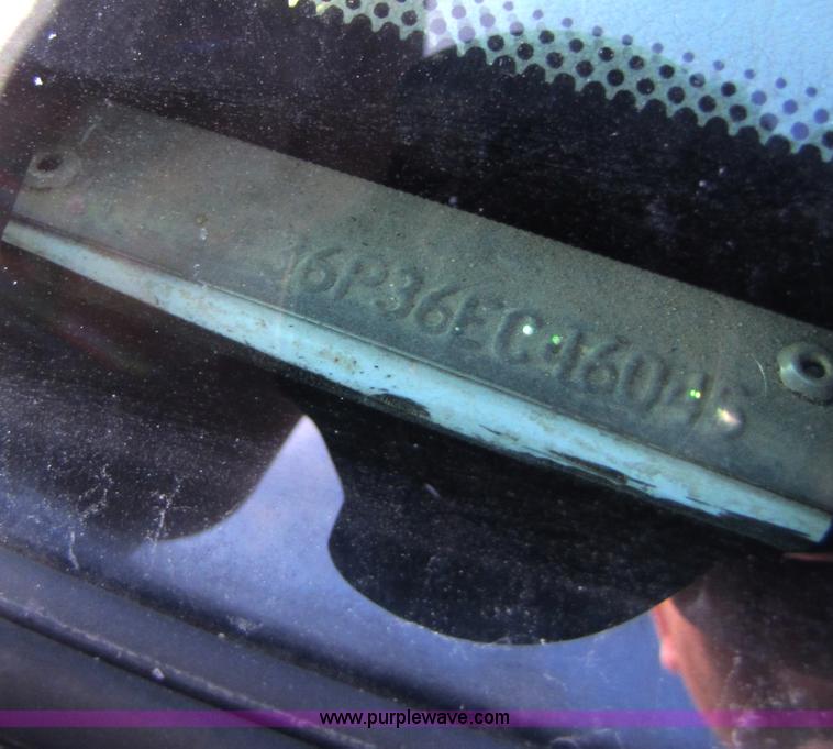 image for item B2150 2006 Ford F350 Super Duty service truck