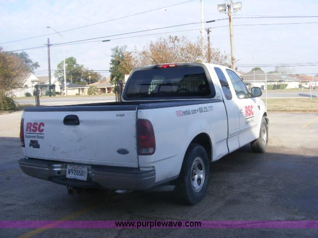 image for item B2161 2002 Ford F150 XLT supercab pickup truck