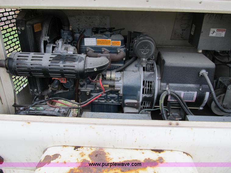 image for item B2565 2005 Terex Amida AL4060D towable light tower