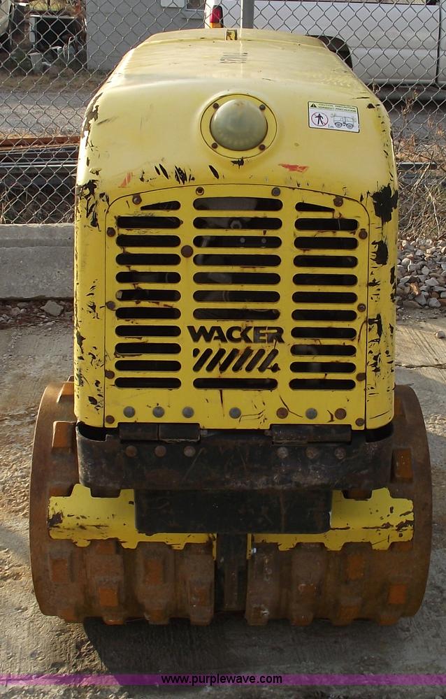 image for item C5930 2007 Wacker RT82 roller/packer