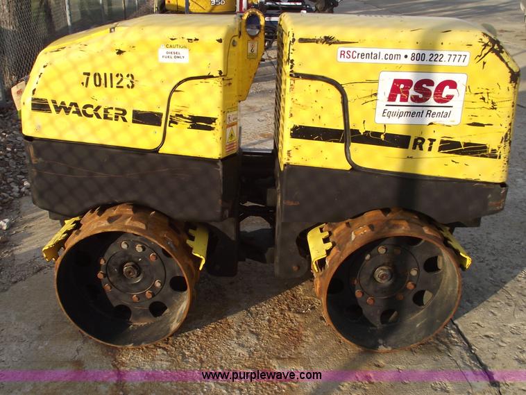 image for item C5930 2007 Wacker RT82 roller/packer