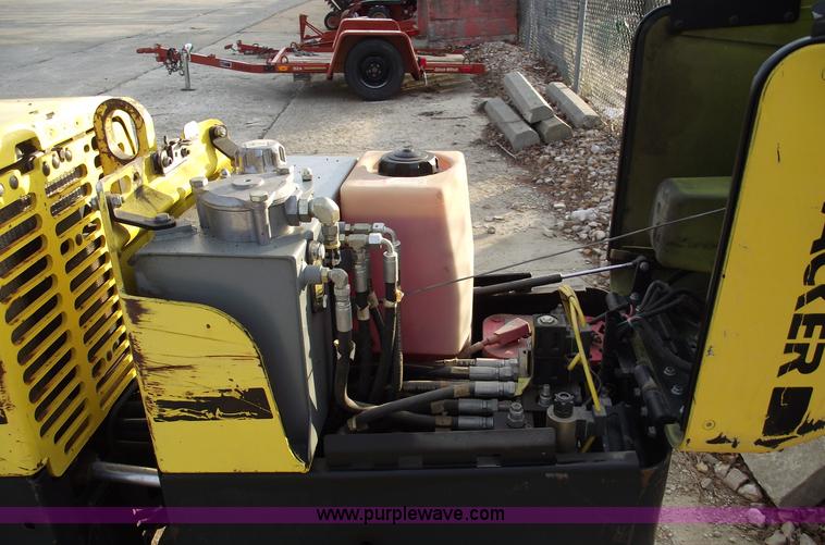 image for item C5930 2007 Wacker RT82 roller/packer