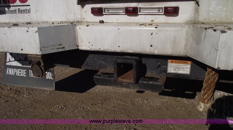 image for item C5931 2006 Ford F550 XL Super Duty pickup truck