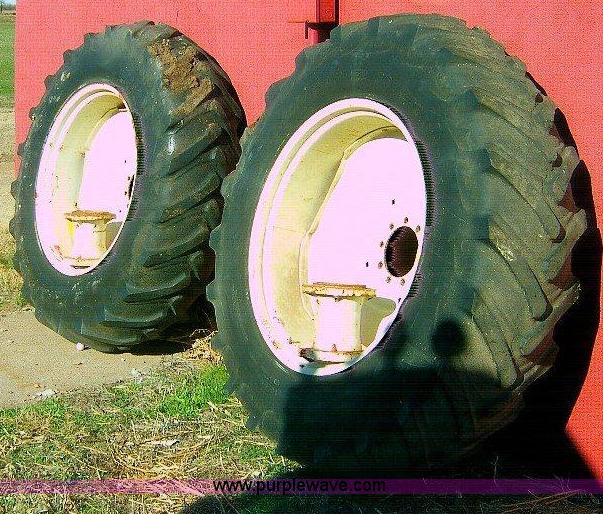 image for item A1470 1980 Allis Chalmers 7010 tractor
