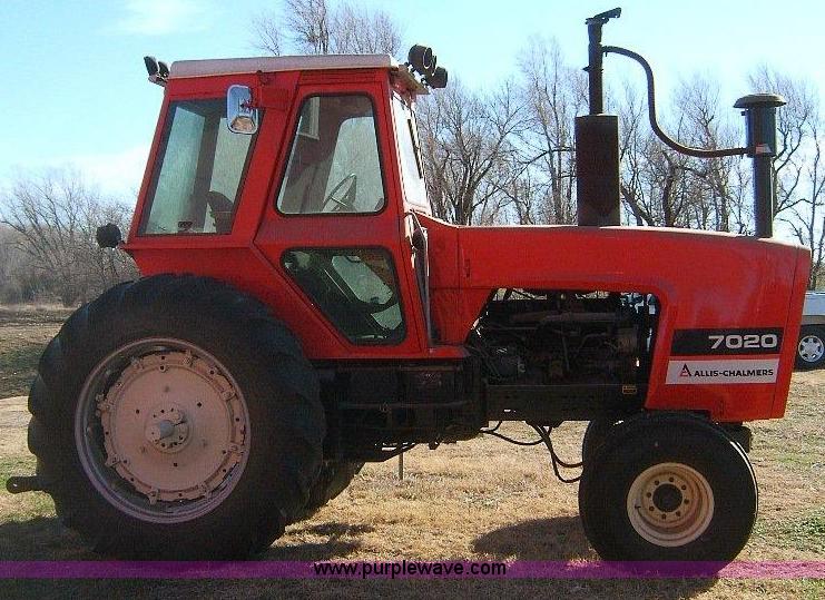 image for item A1471 1978 Allis Chalmers 7020 tractor