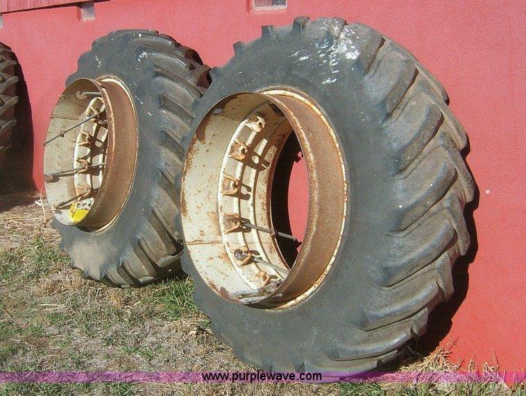 image for item A1471 1978 Allis Chalmers 7020 tractor