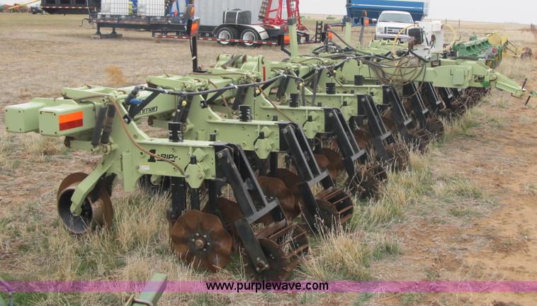image for item A5213 2010 Orthman 1tRIPr precision strip-tillage system